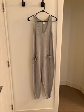Smash + Tess Light Gray Sleeveless Scoop-Neck Jumpsuit